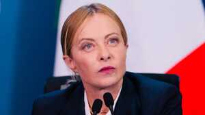 https://www.lapressa.it/articles/082294/stranieri-classe-meloni-governo-TN.jpg