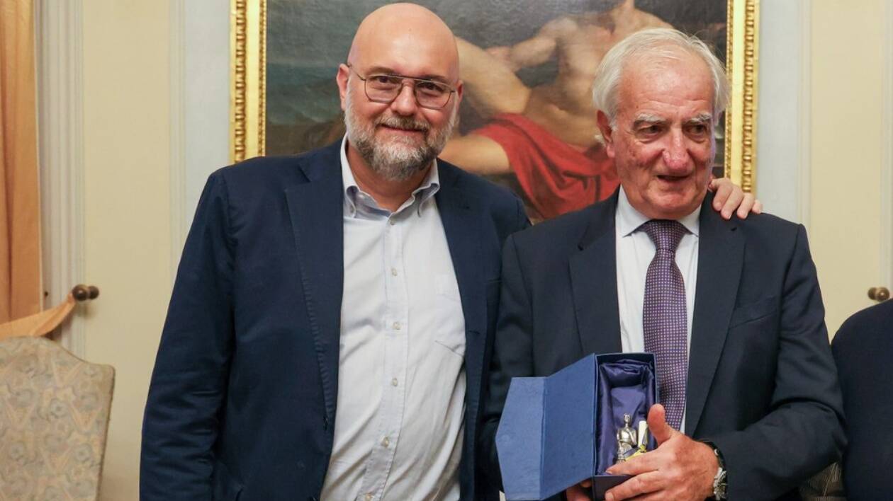 Modena, consegnata la Bonissima all'oncologo Massimo Federico