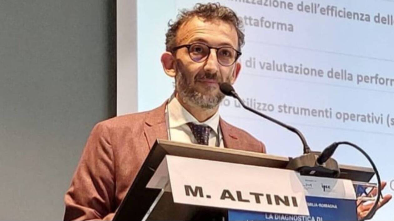 Sanità modenese, i sei primari eroi per un giorno. Urologia allo stremo, Altini celebra la dialettica