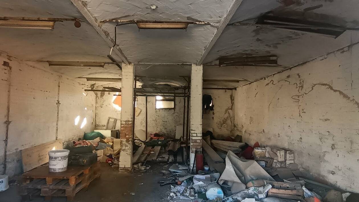 No comment: degrado senza fine alla Casa del Fabbro