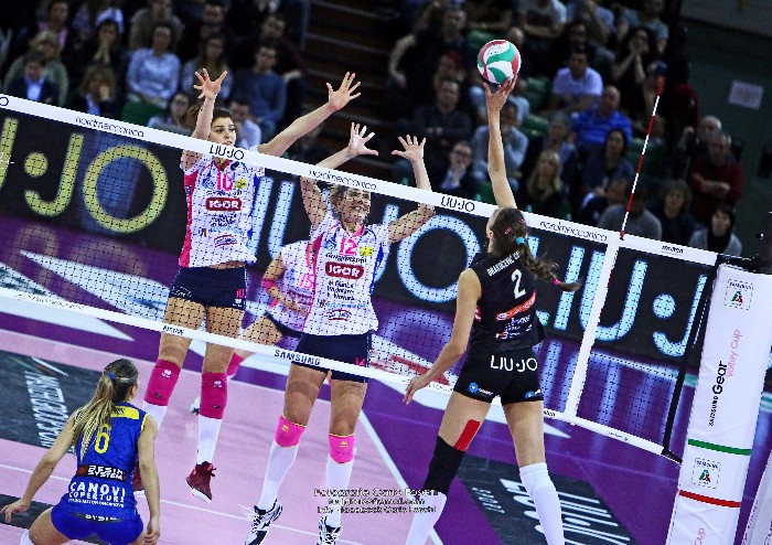 Volley Femminile Finale scudetto, Modena si aggiudica Gara 1