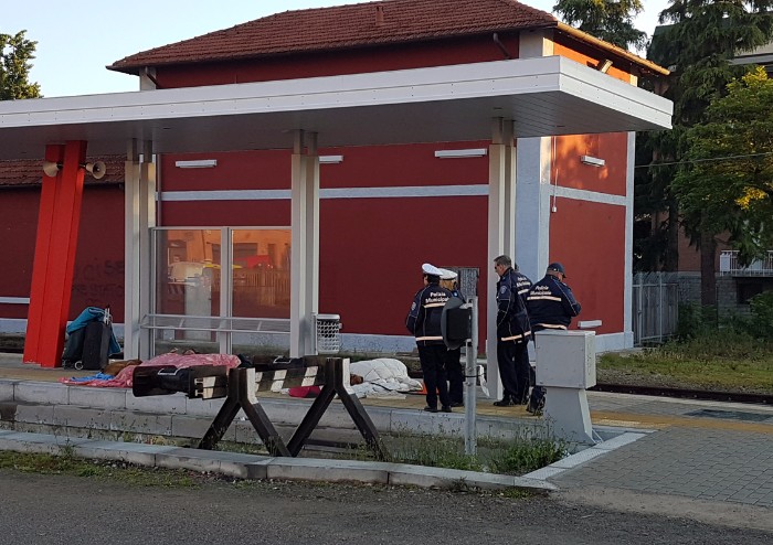 A Sassuolo primo caso di Daspo urbano, bandite dal territorio 3 persone che dormivano in stazione