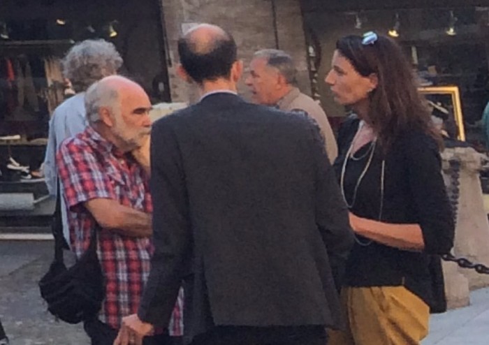 Orrore a Manchester, Muzzarelli invita i cittadini in piazza