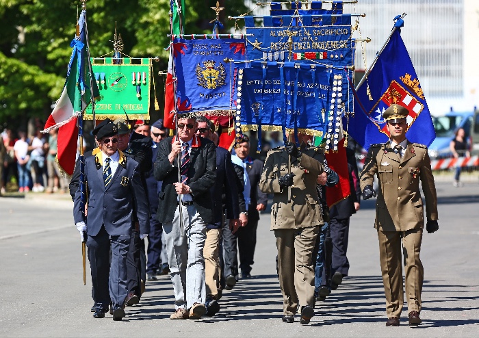 Le immagini più suggestive del Mak P 100 all'Accademia Militare di Modena