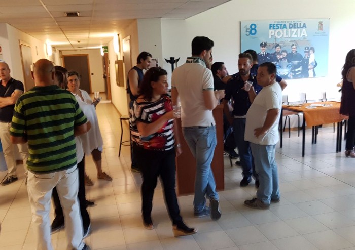 Il S.I.U.L.P brinda a 'tutti'