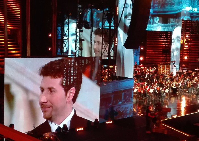 Pavarotti, una 'lenta' emozione senza fine