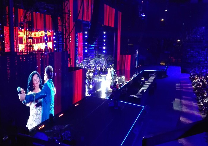 Pavarotti, una 'lenta' emozione senza fine