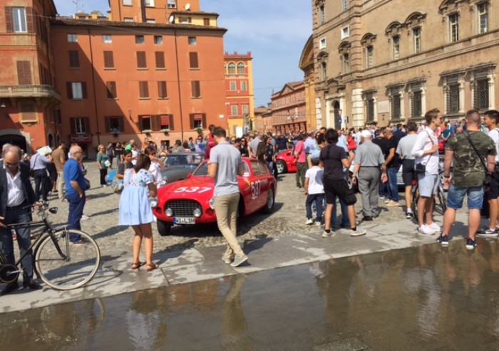 I 70 anni della Ferrari celebrati all'ombra del Palazzo Ducale