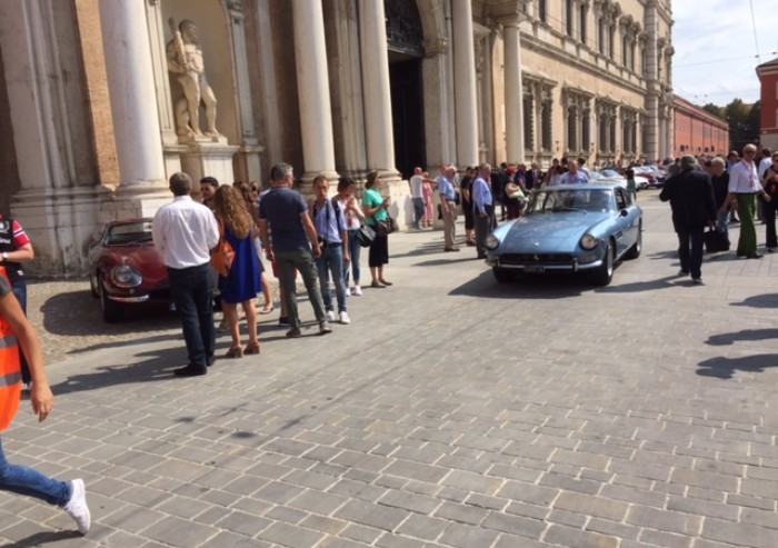 I 70 anni della Ferrari celebrati all'ombra del Palazzo Ducale