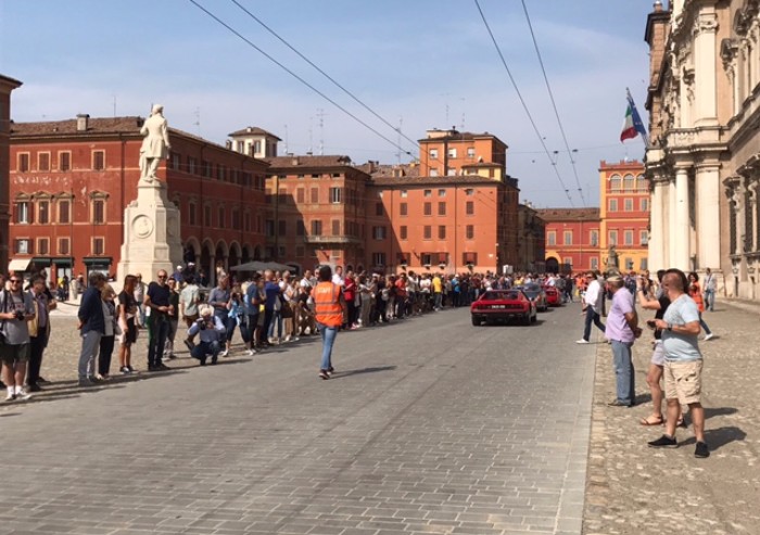 I 70 anni della Ferrari celebrati all'ombra del Palazzo Ducale