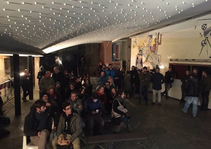 Cinema Olympia occupato, continuano le attività del Guernica