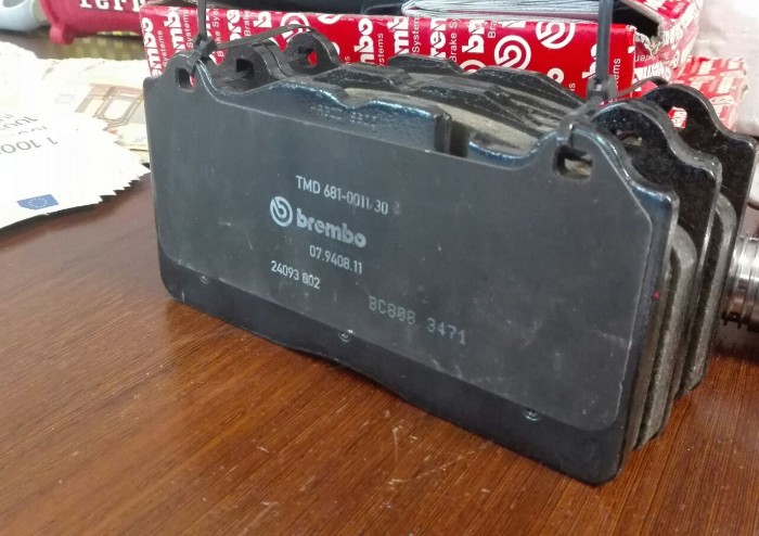 Ricettava e vendeva on-line pezzi originali Ferrari, meccanico bloccato dalla Polizia