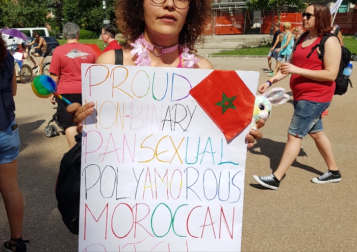 In migliaia al Pride: Bologna arcobaleno speranza