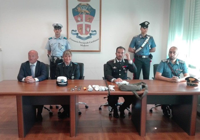 Il piromane di Castelfranco per i roghi usava pallottoline di carta