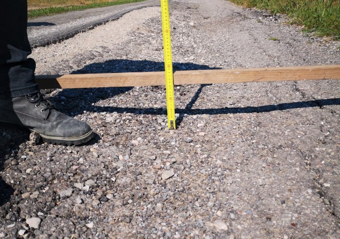 Strada comunale completamente devastata, polemica a San Prospero