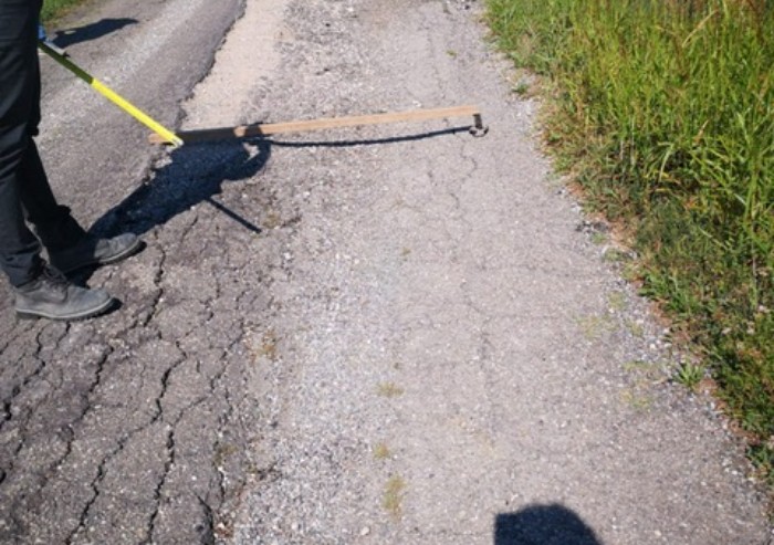 Strada comunale completamente devastata, polemica a San Prospero