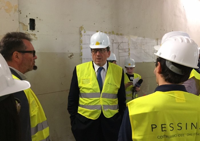 Muzzarelli re dei cantieri: dopo Sigonio, Venturi e Cavour, ora l'Ex Enel