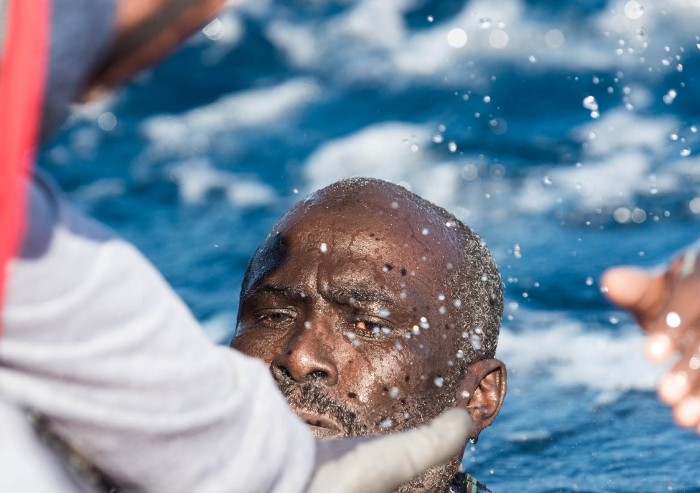 Oltre lo slogan dell'invasione: volti dei migranti. Incontro a Reggio