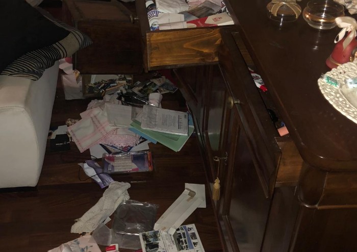 Furto a Sassuolo, ladri devastano abitazione: 'Siamo esasperati'