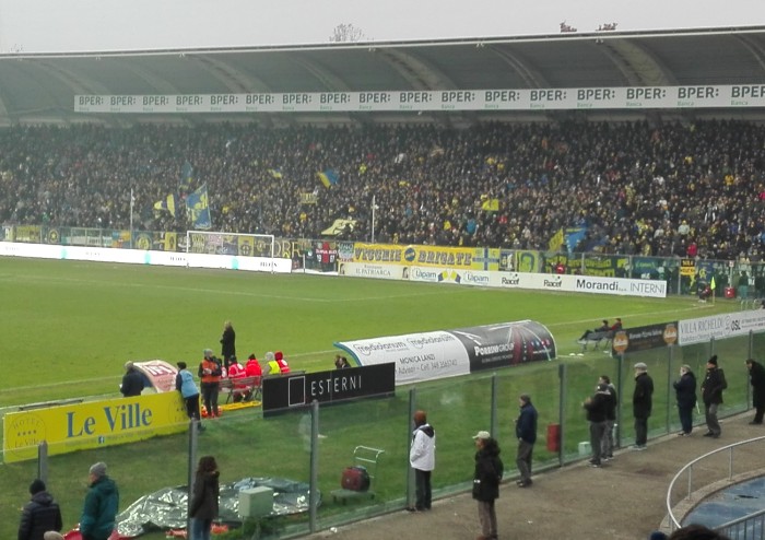 Il Braglia esplode, il derby va al Modena