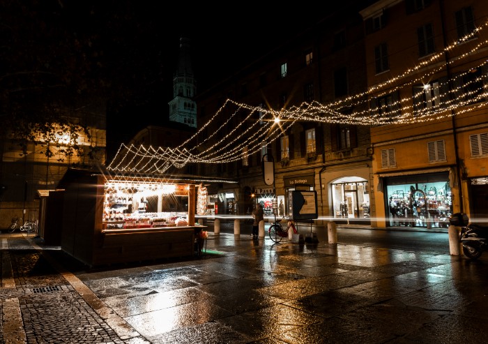 Nel cuore di Modena profumi e colori di Natale