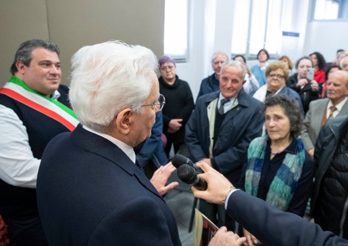 Mattarella a Modena: 'Biagi fu ucciso perché cuciva le ferite'