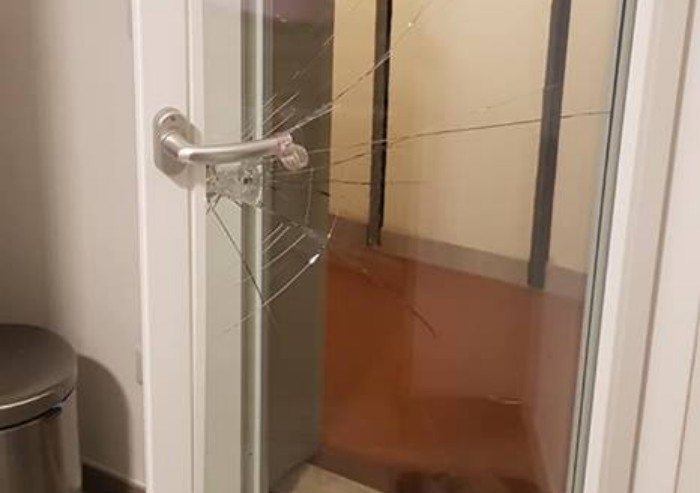 Ladri a casa del consigliere M5S Fantoni: abitazione soqquadro