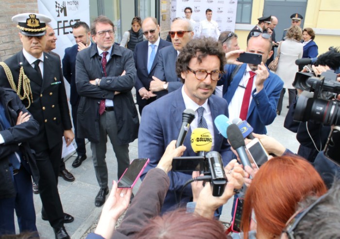 Motor Valley, è il giorno di Toninelli e i 5 Stelle lo snobbano