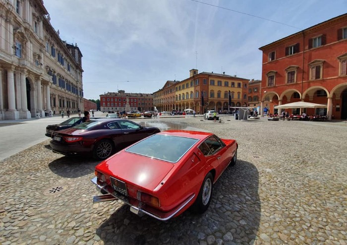 Modena Wheels, bolidi e modellini da sogno: show in centro