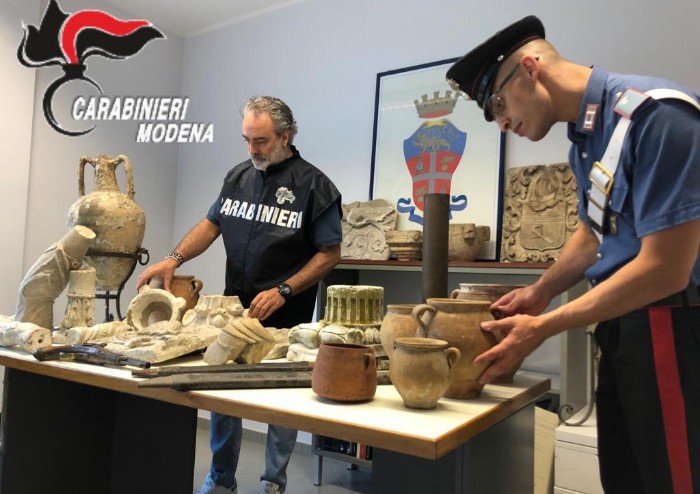 Reperti romani in eredità, chiamano i Carabinieri