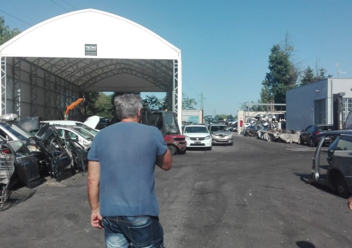 Autodemolizioni Longagnani, l'incendio è doloso: 'Mai avuto minacce'