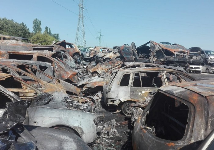 Autodemolizioni Longagnani, l'incendio è doloso: 'Mai avuto minacce'