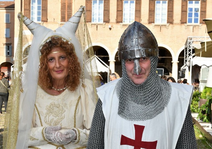 Modena, dame e cavalieri per la rievocazione storica