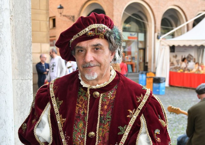 Modena, dame e cavalieri per la rievocazione storica