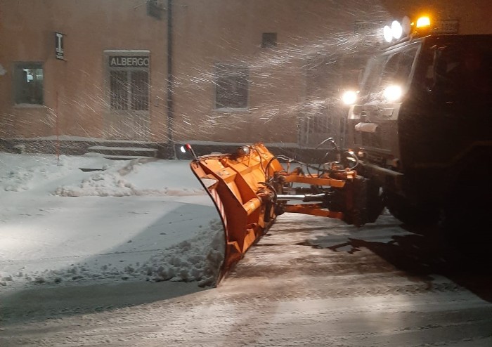 Maltempo, le strade rimaste chiuse e la neve in montagna