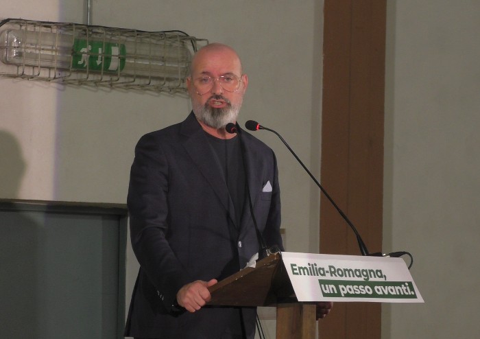 Il centro sinistra unito per Bonaccini: 'Basta litigi, perché stavolta rischiamo'