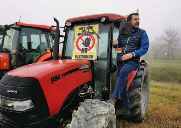 Salvini a Finale: 'Qui territorio trattato come discarica, adesso basta'