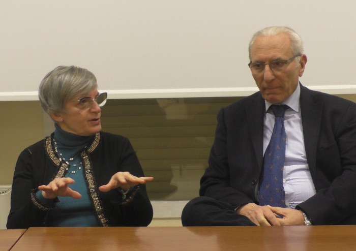 Separati dai nipoti: al via il primo laboratorio di auto-aiuto per i nonni