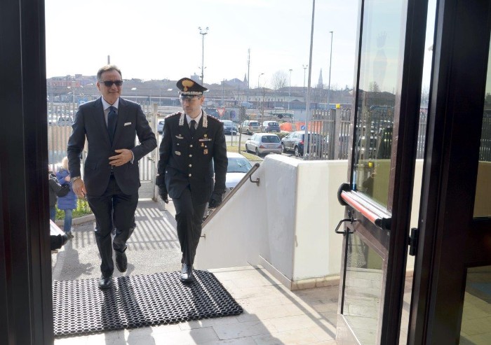 Modena, visita del Prefetto al comando provinciale del Carabinieri