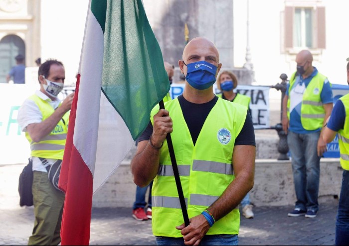 Polizia locale, tanti modenesi alla manifestazione di ieri a Roma