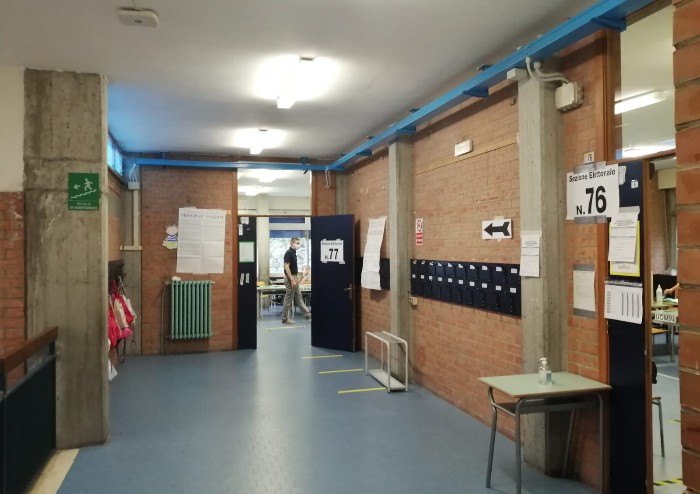 Referendum e amministrative, alle 19 a Modena affluenza al 34.33%