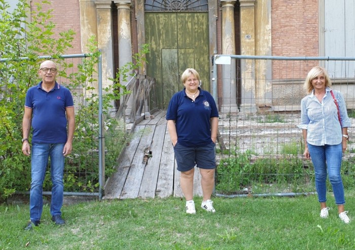 Villa Sorra, atti vandalici alla casa del custode