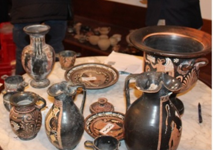 Modena, recuperati beni archeologici per 100mila euro