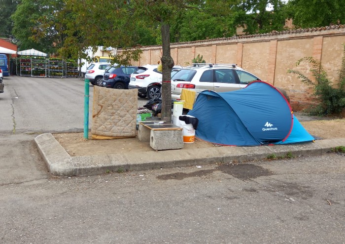 Aimi: 'Cimitero di San Cataldo, campo profughi a cielo aperto'