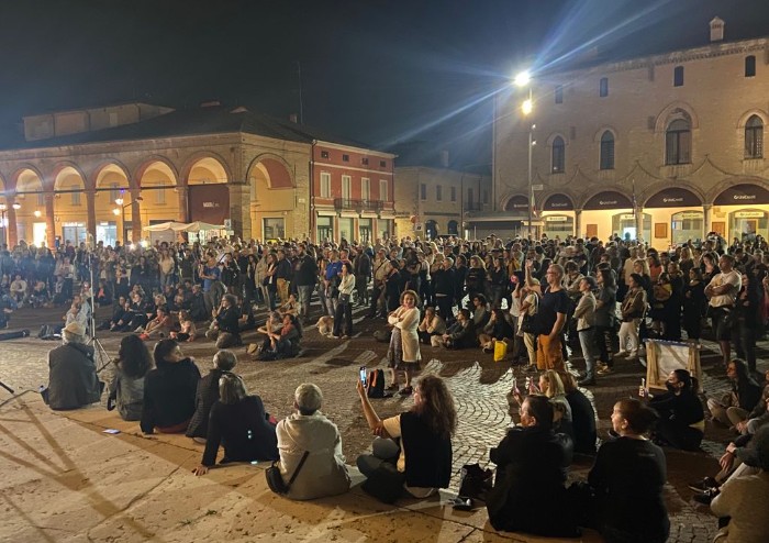 'No Paura day' a Carpi, in centinaia in piazza contro il Green Pass