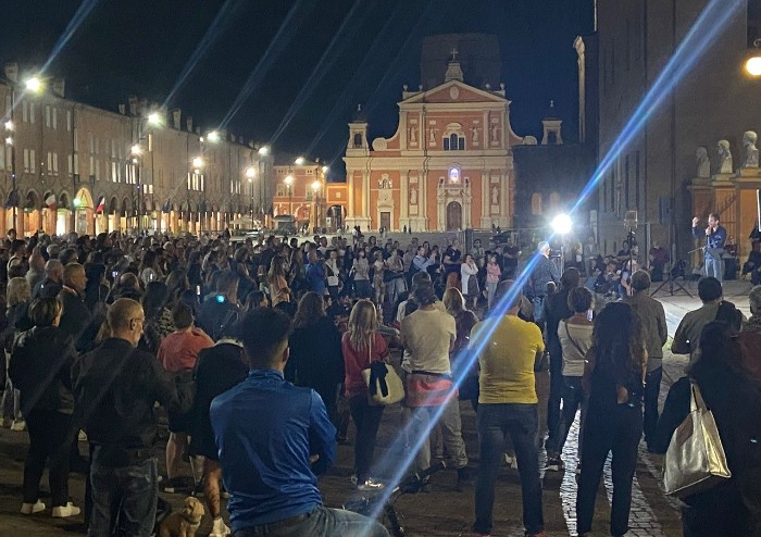 'No Paura day' a Carpi, in centinaia in piazza contro il Green Pass