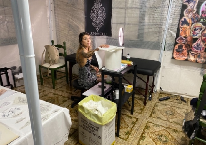 Moto e tatuaggi: Bastiglia per una sera capitale del rock