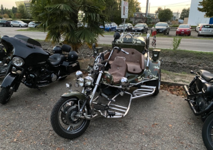 Moto e tatuaggi: Bastiglia per una sera capitale del rock