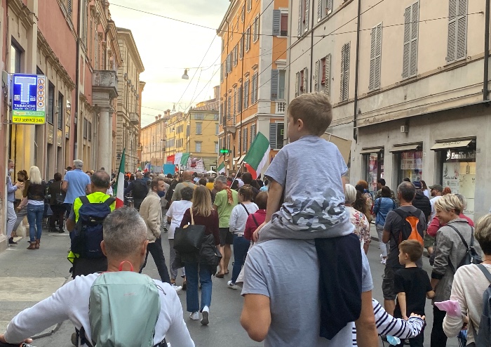 No green pass: in mille al corteo pacifico a Modena
