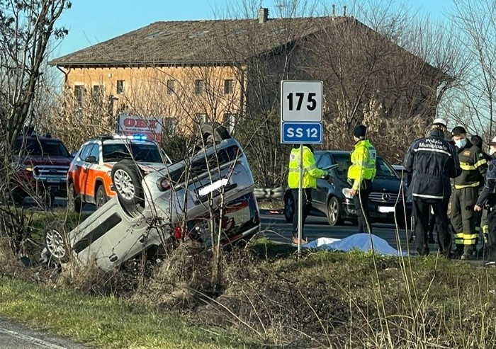 Modena, incidente sulla Nuova Estense: muore una 71enne